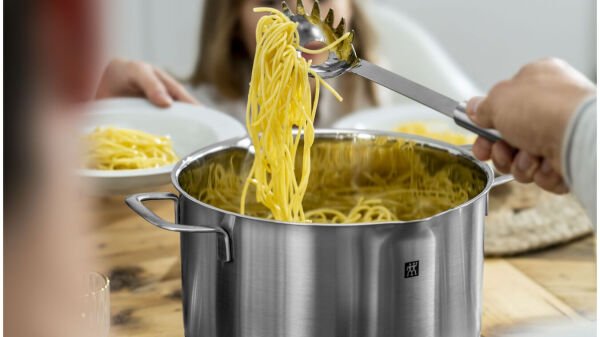 Zwilling Pro Makarna Kepçesi 18/10 Paslanmaz Çelik 33 cm
