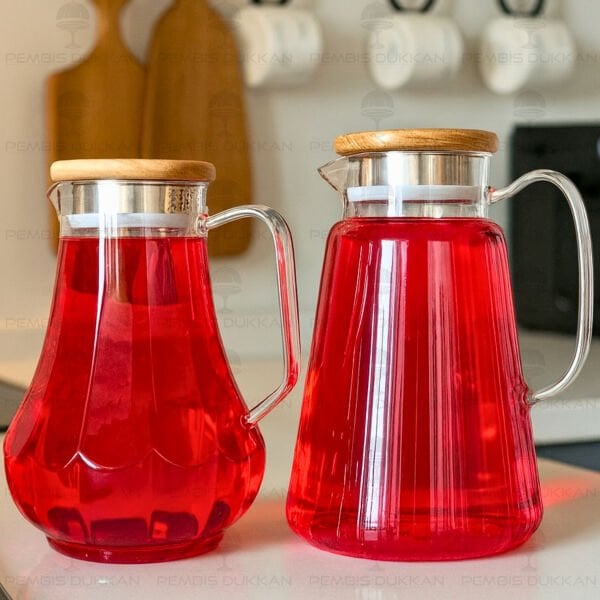 1800ml Çizgili, Akasya Kapaklı Borosilikat Cam Sürahi (77010)