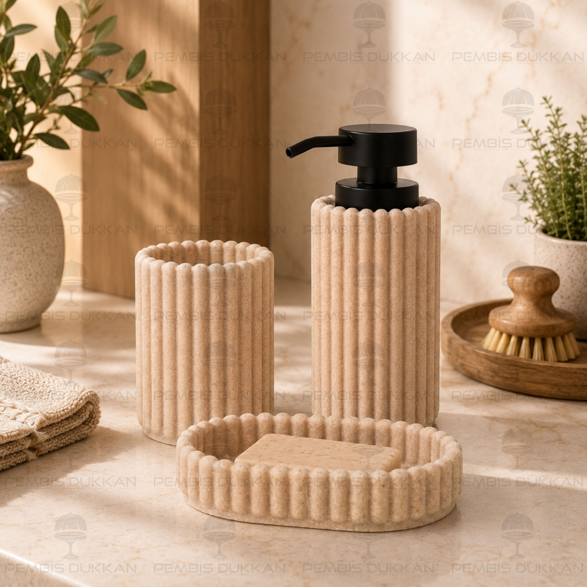 Krem Fuga 3 Parça Polyresin Sıvı Sabunluk Set 56802