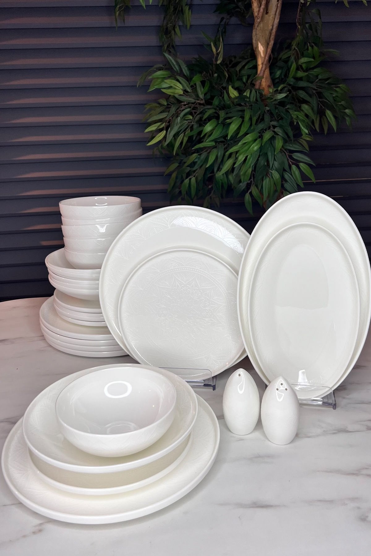 6 Kişilik 28 Parça Elegans Sade Yemek Takımı