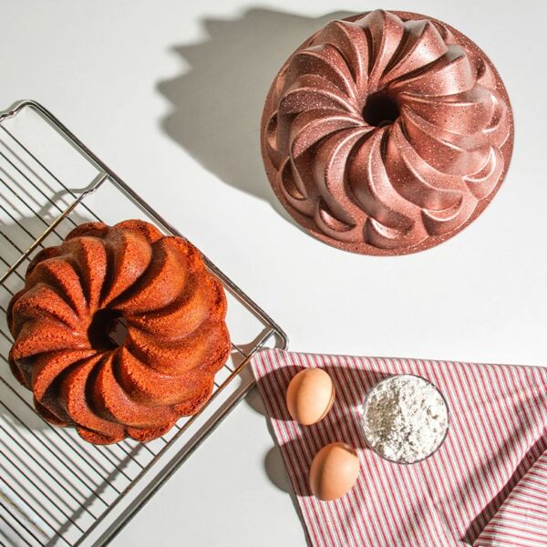 Nilüfer Rose 24,5cm Döküm Kek Kalıbı